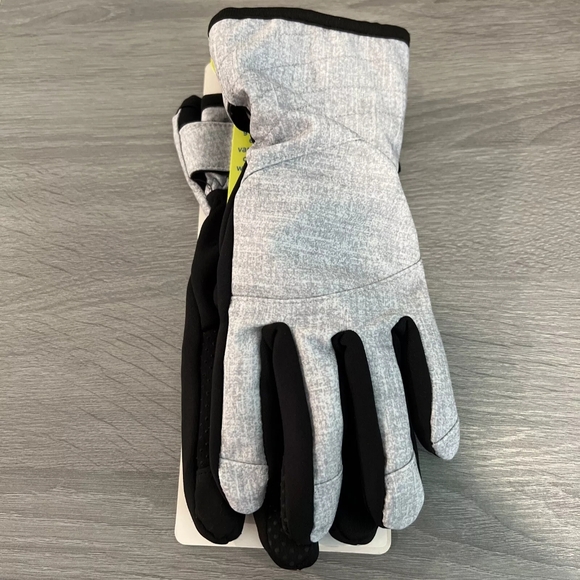 Free Country Women's Touchscreen Compatible Insulated Warm Softshell Glove-Offer - Picture 3 of 8